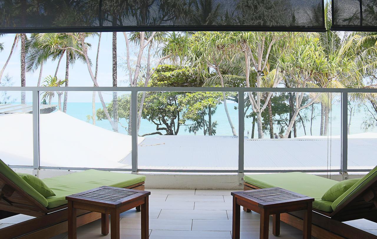 Drift Palm Cove Hotel Exterior photo