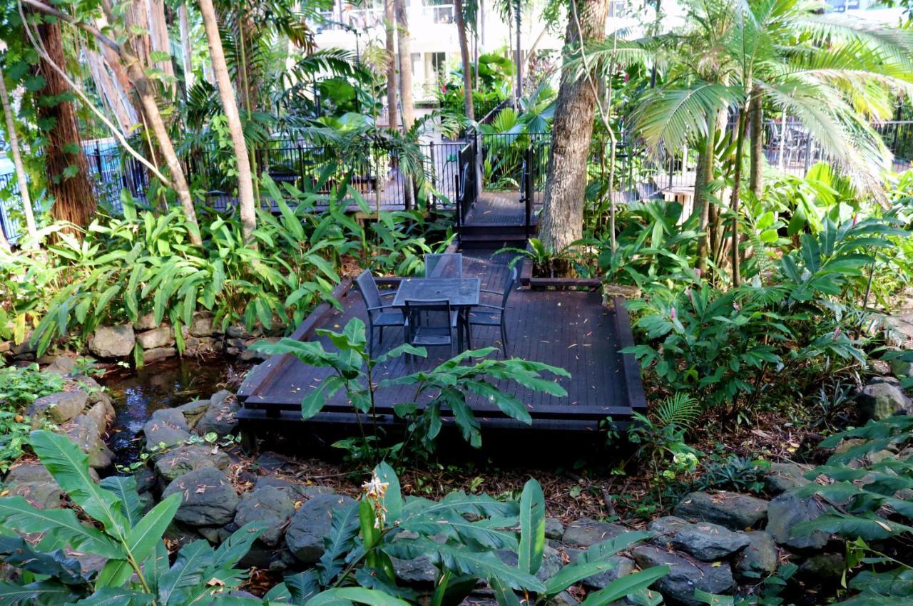 Drift Palm Cove Hotel Exterior photo