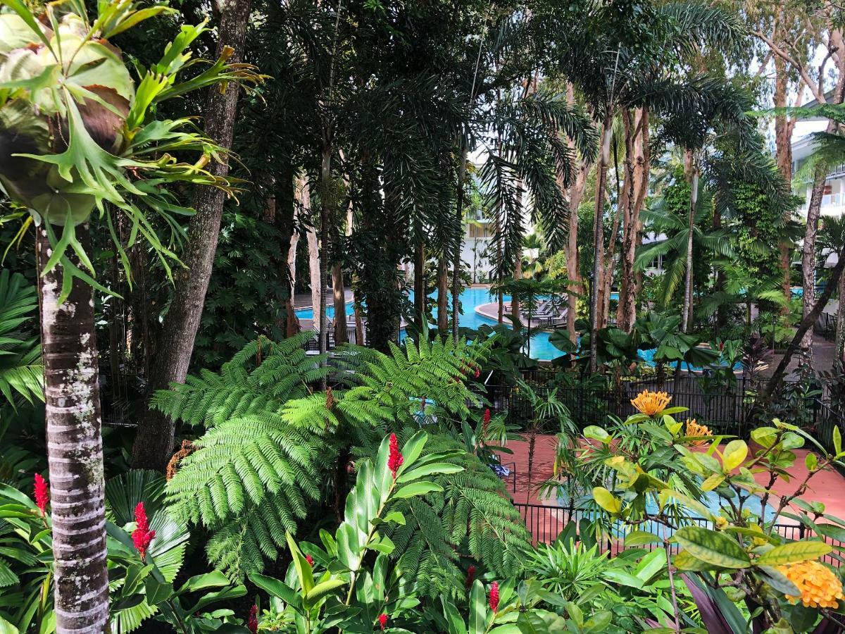 Drift Palm Cove Hotel Exterior photo
